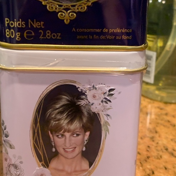 Limited edition! Royal wedding tea tins! 🇬🇧 - Picture 5 of 12